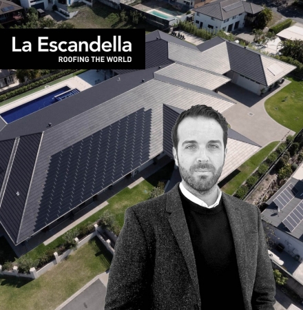 Tejas solares y sistemas de aislamiento de alta eficiencia para cubiertas inclinadas. Ofrecido por La Escandella.